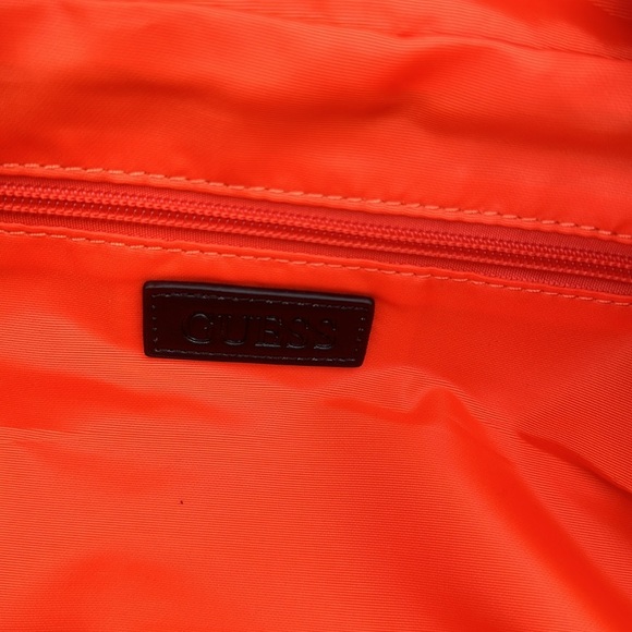 New GUESS Geometric Patterned Crossbody Bag/Belt Bag - Picture 5 of 15